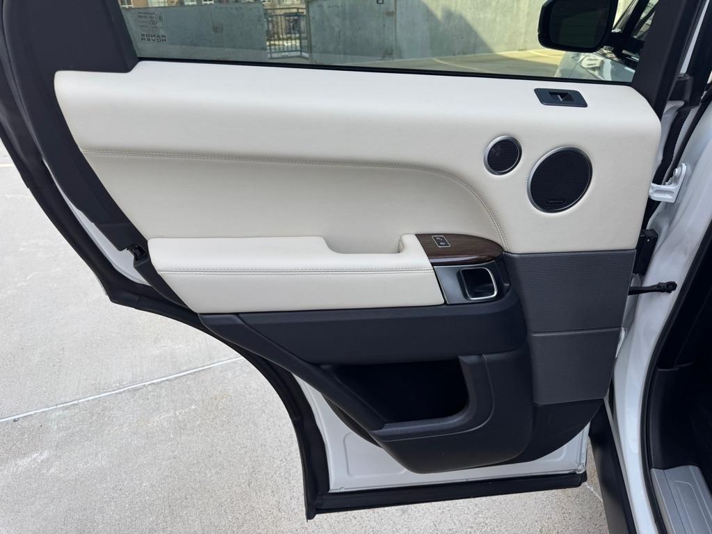 Land Rover Range Rover Sport 3.0L V6 Supercharged SE 2014