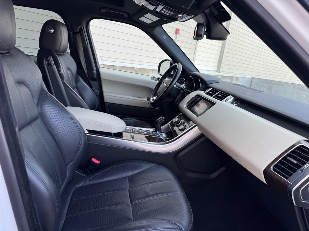 Land Rover Range Rover Sport 3.0L V6 Supercharged SE 2014