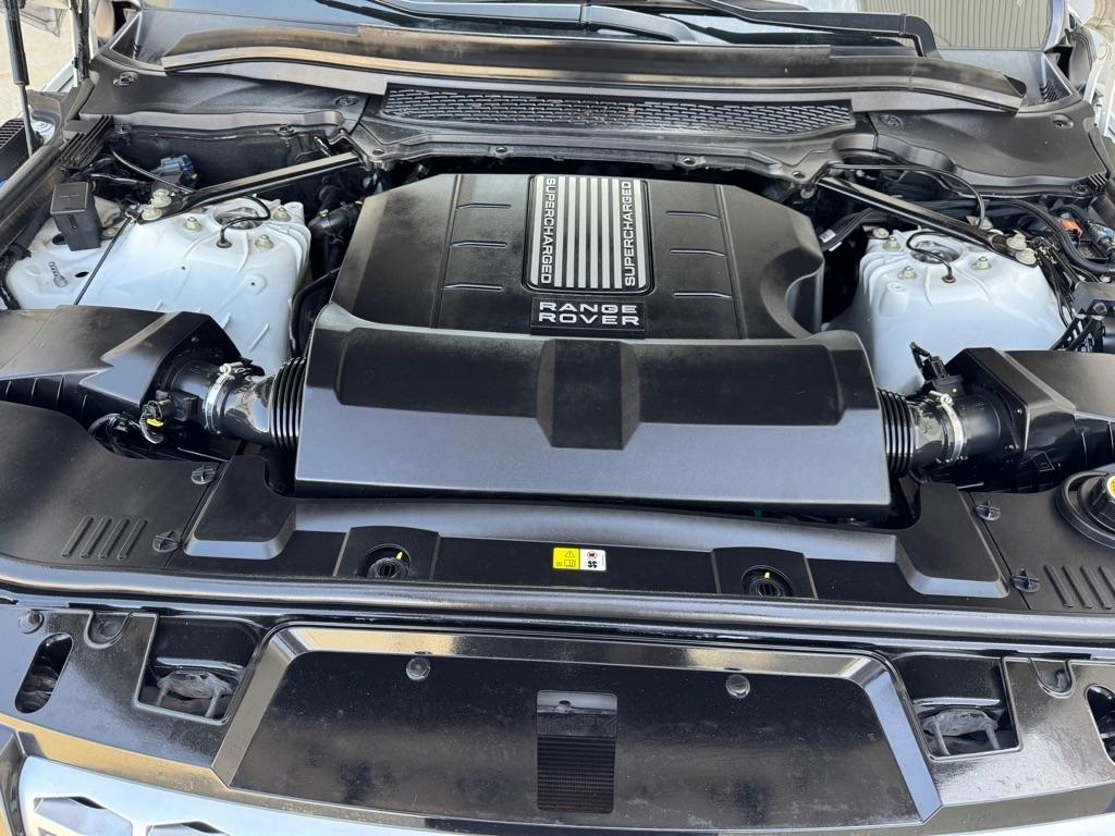 Land Rover Range Rover Sport 3.0L V6 Supercharged SE 2014