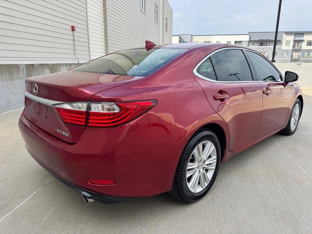 Lexus ES 350 Sedan 2015