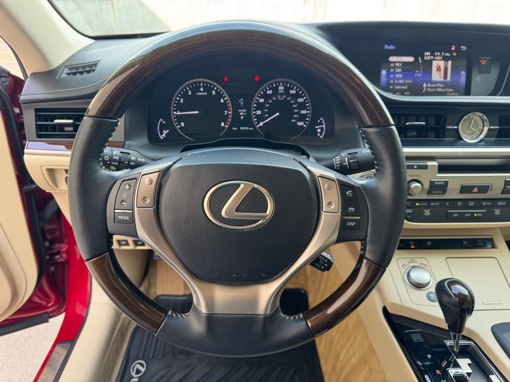 Lexus ES 350 Sedan 2015