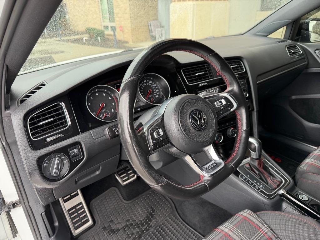 Volkswagen Golf GTI S 7A 2020