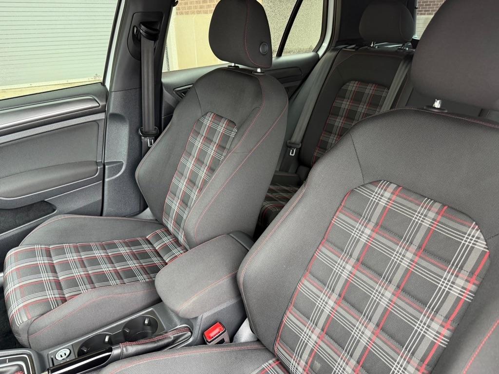 Volkswagen Golf GTI S 7A 2020