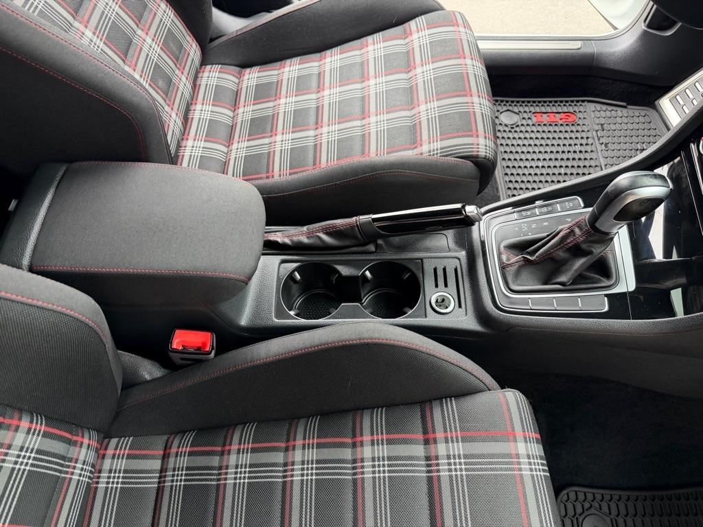 Volkswagen Golf GTI S 7A 2020