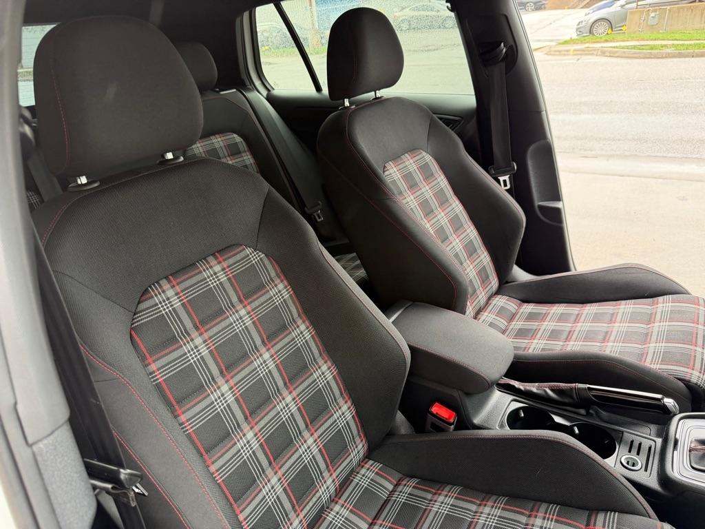 Volkswagen Golf GTI S 7A 2020