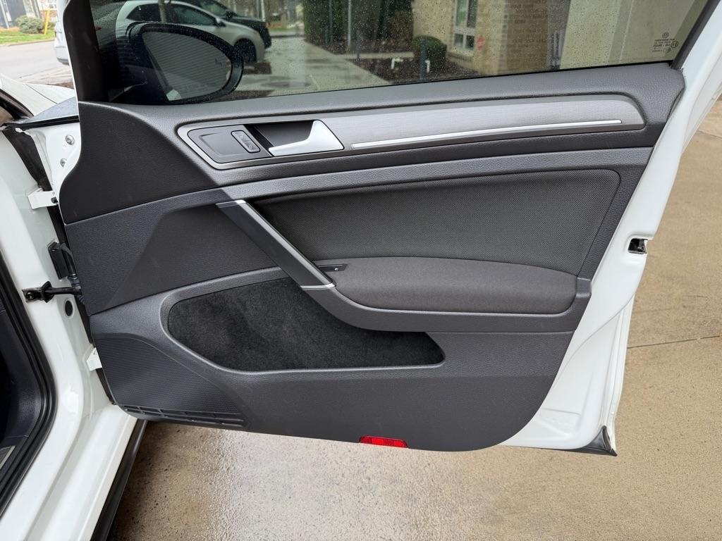 Volkswagen Golf GTI S 7A 2020