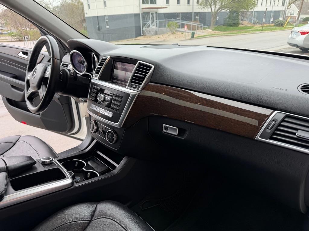 Mercedes-Benz M-Class ML350 4MATIC 2013