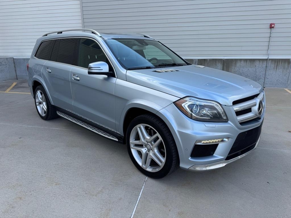 2016 Mercedes-Benz GL-Class GL550 4MATIC