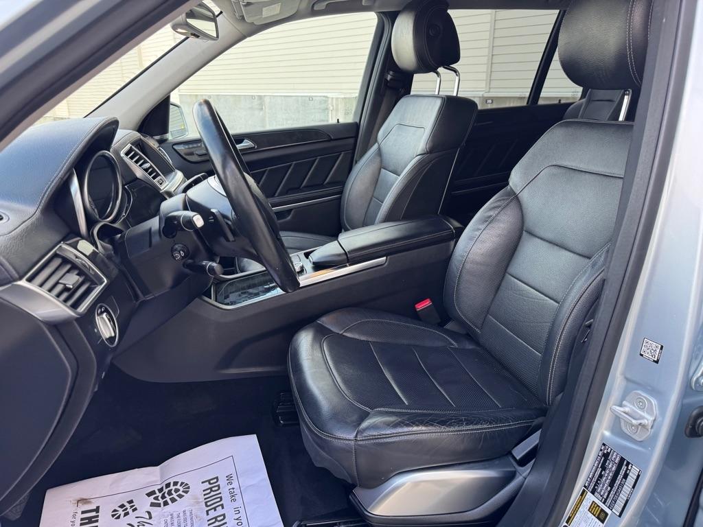 Mercedes-Benz GL-Class GL550 4MATIC 2016