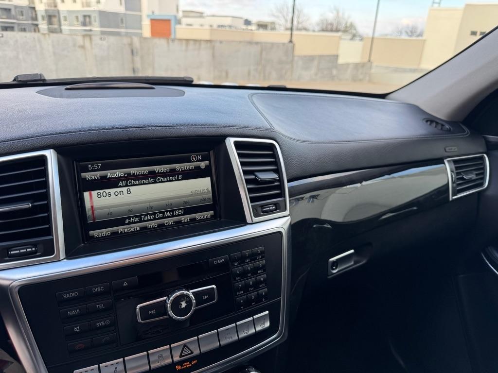 Mercedes-Benz GL-Class GL550 4MATIC 2016