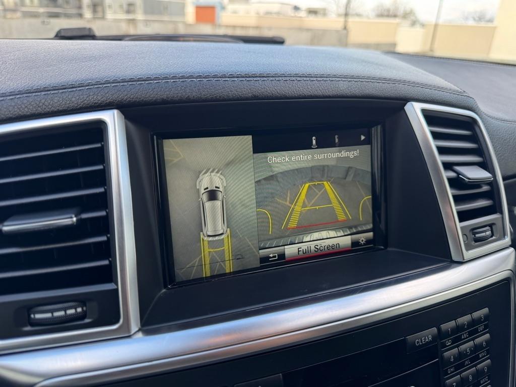 Mercedes-Benz GL-Class GL550 4MATIC 2016