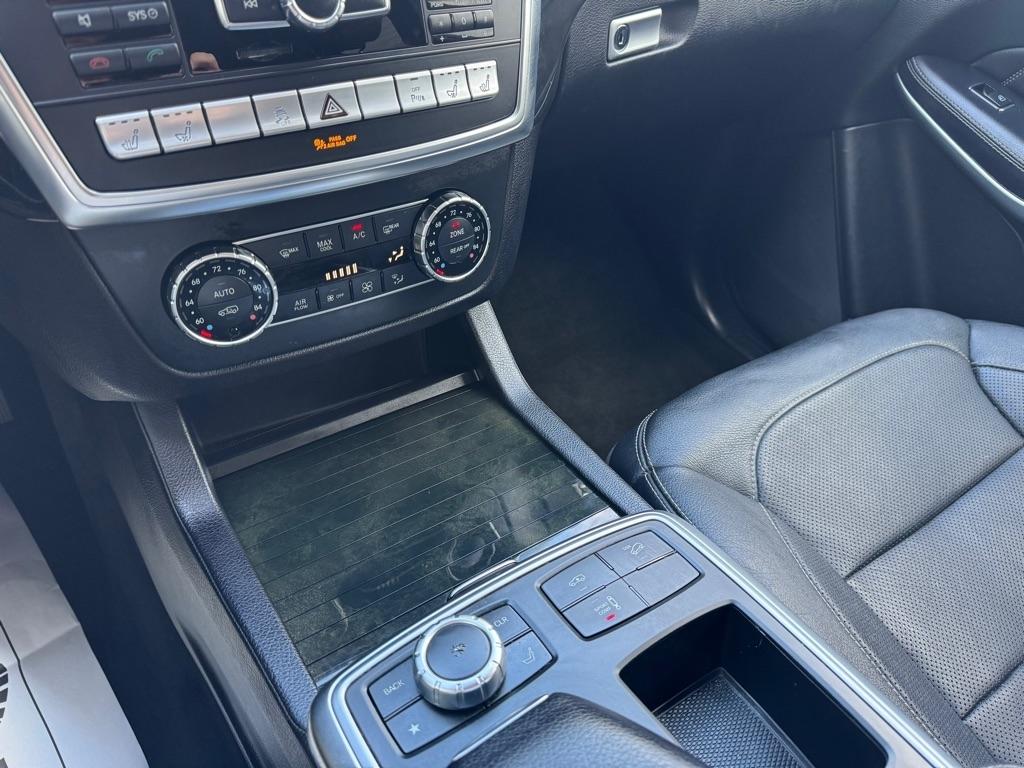 Mercedes-Benz GL-Class GL550 4MATIC 2016