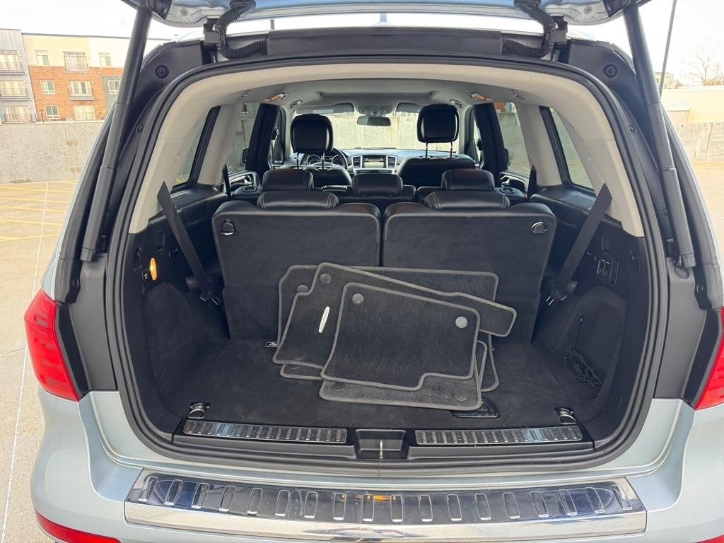 Mercedes-Benz GL-Class GL550 4MATIC 2016