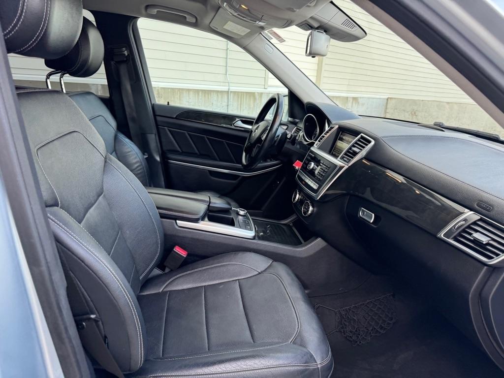 Mercedes-Benz GL-Class GL550 4MATIC 2016