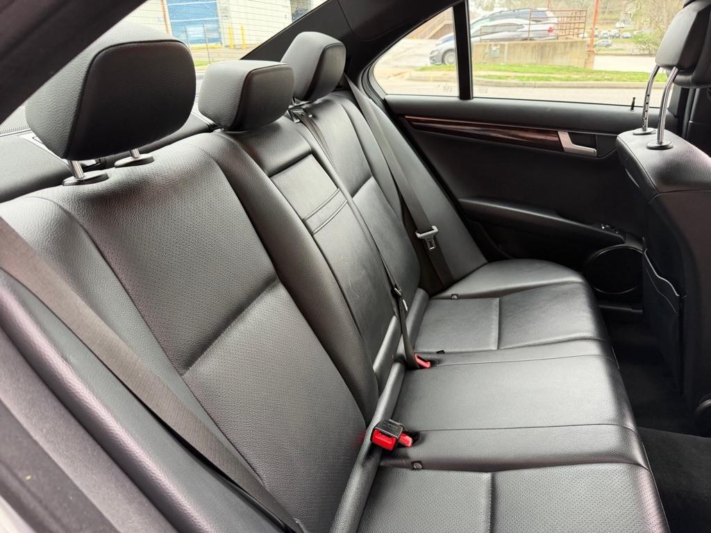 Mercedes-Benz C-Class C300 4MATIC Sport Sedan 2013