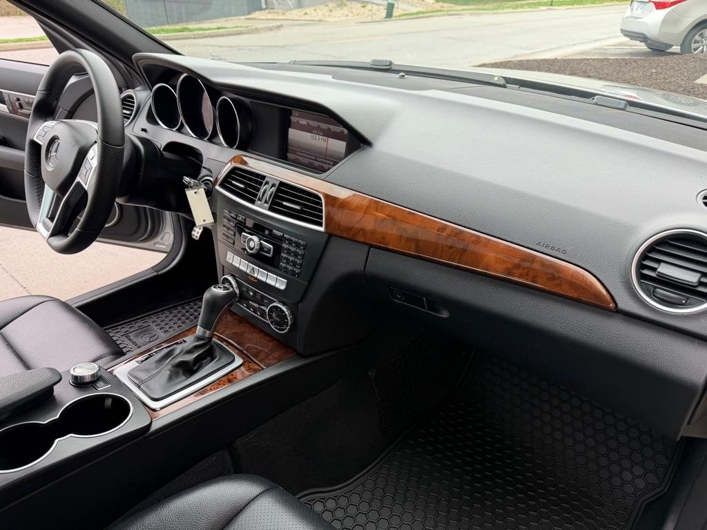 Mercedes-Benz C-Class C300 4MATIC Sport Sedan 2013