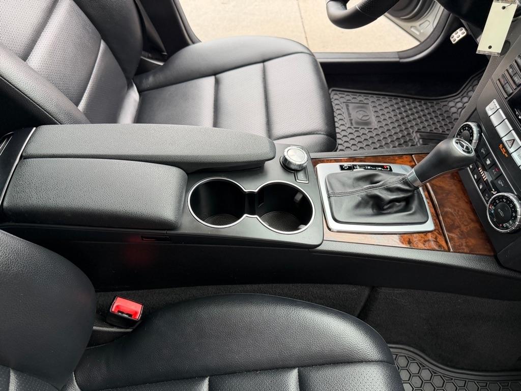 Mercedes-Benz C-Class C300 4MATIC Sport Sedan 2013