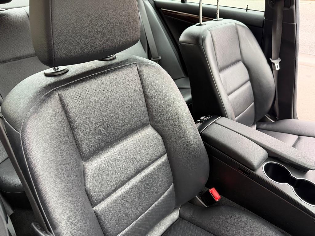 Mercedes-Benz C-Class C300 4MATIC Sport Sedan 2013