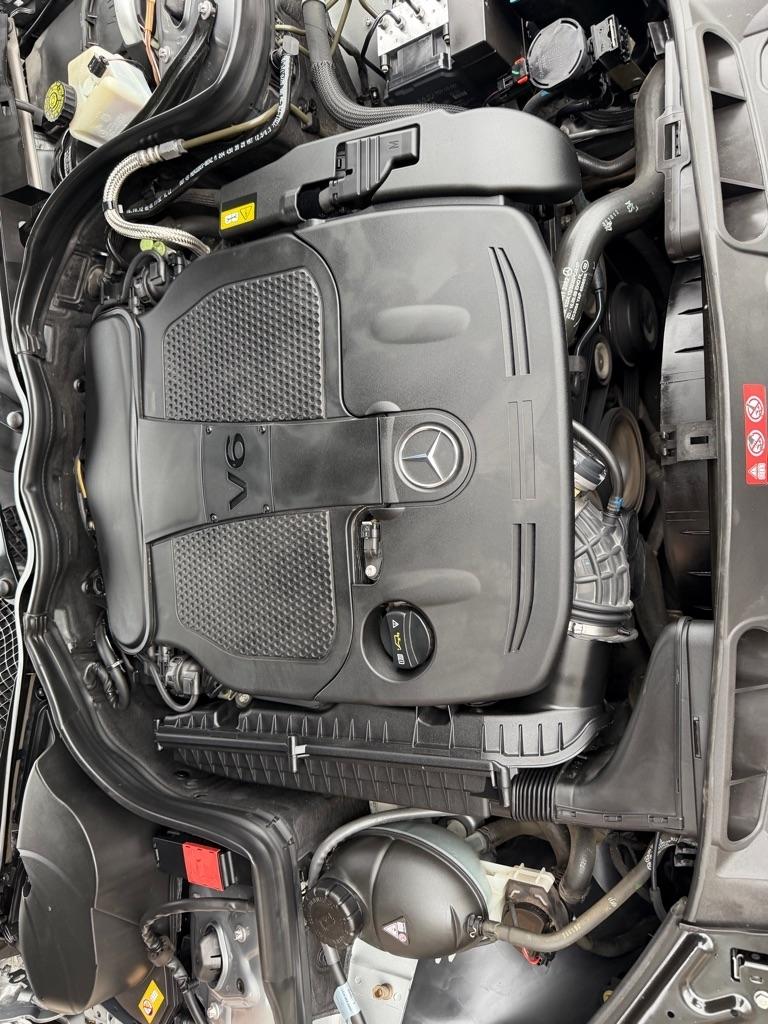 Mercedes-Benz C-Class C300 4MATIC Sport Sedan 2013