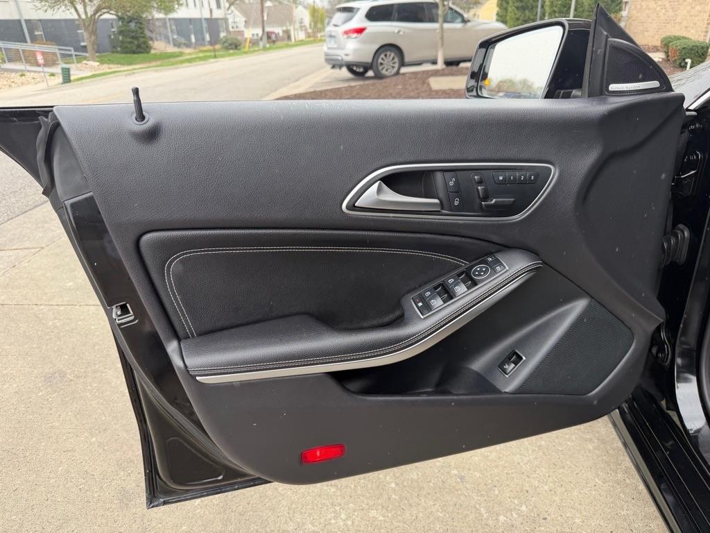 Mercedes-Benz CLA-Class CLA250 4MATIC 2016