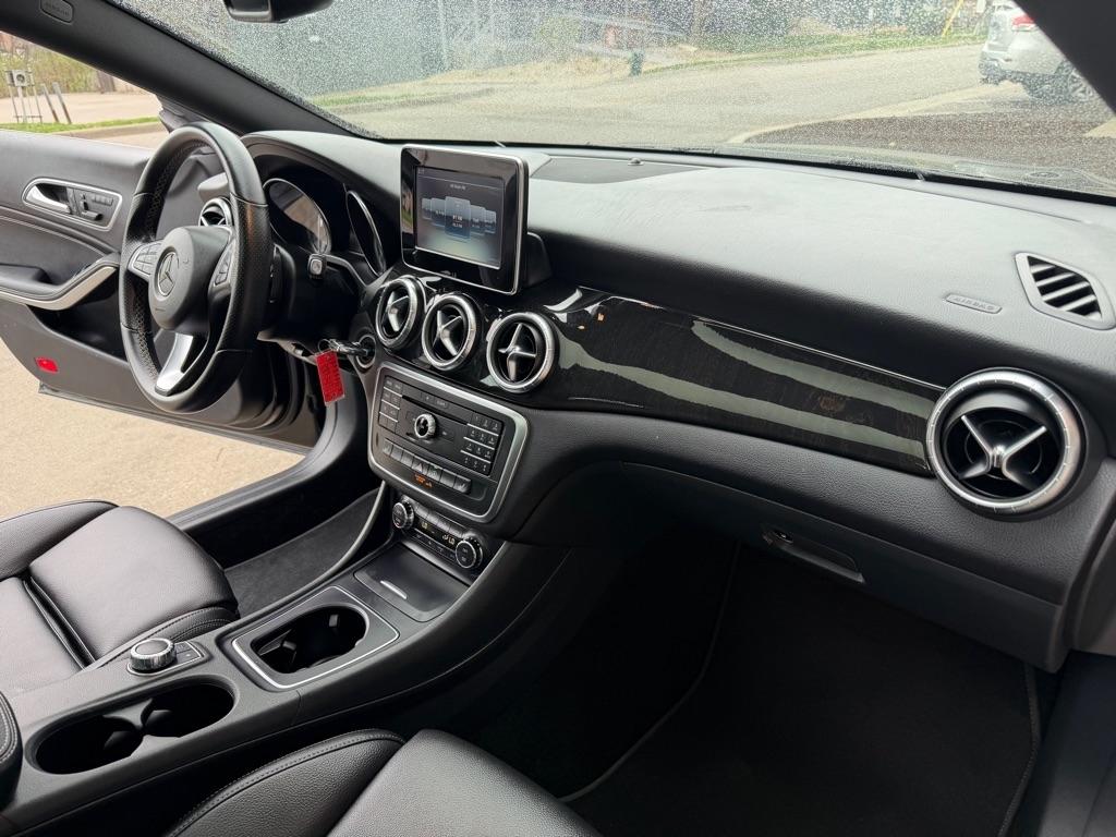 Mercedes-Benz CLA-Class CLA250 4MATIC 2016