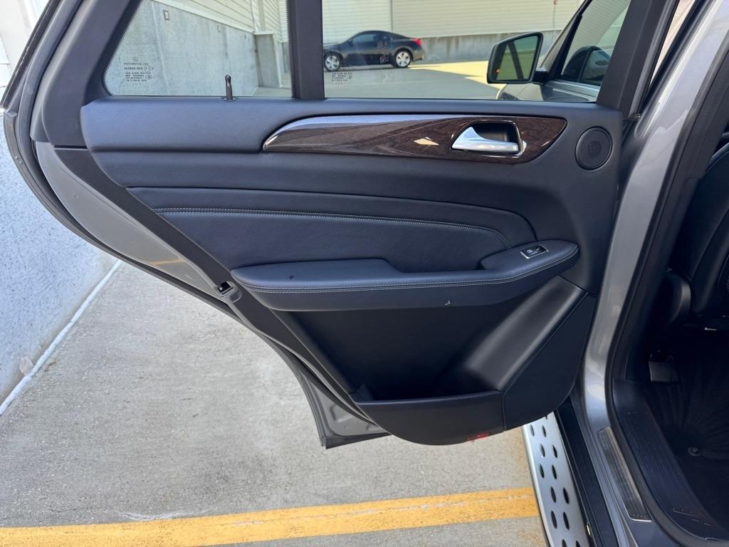 Mercedes-Benz M-Class ML350 4MATIC 2013