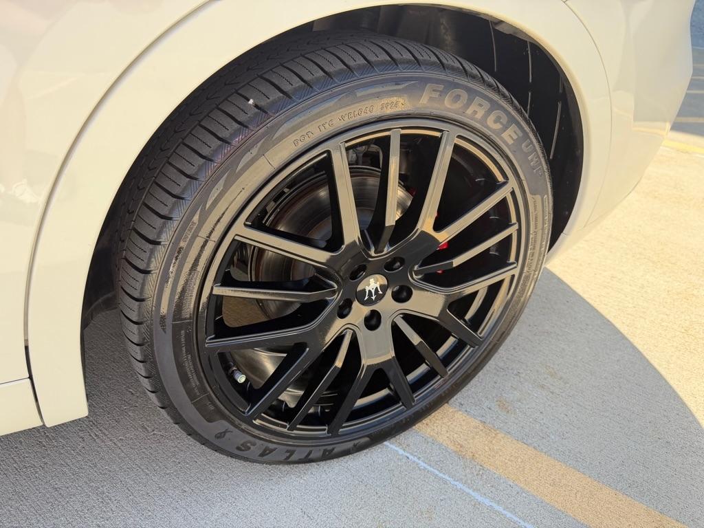 Maserati Levante Base 2019