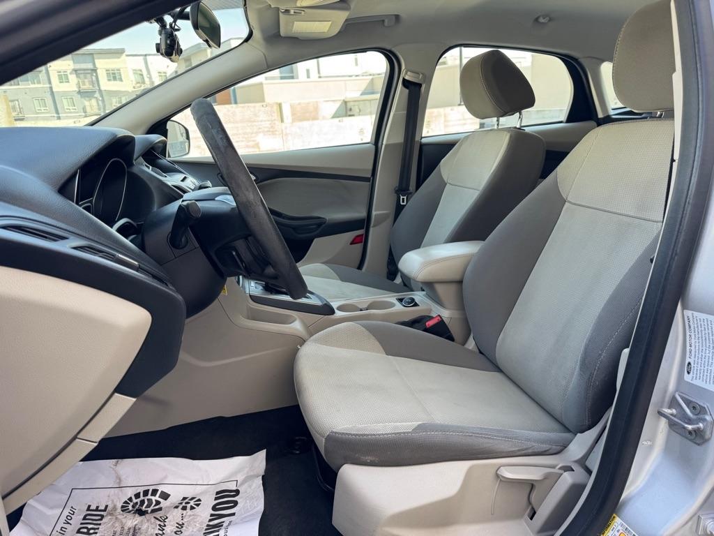 Ford Focus SE Hatch 2014