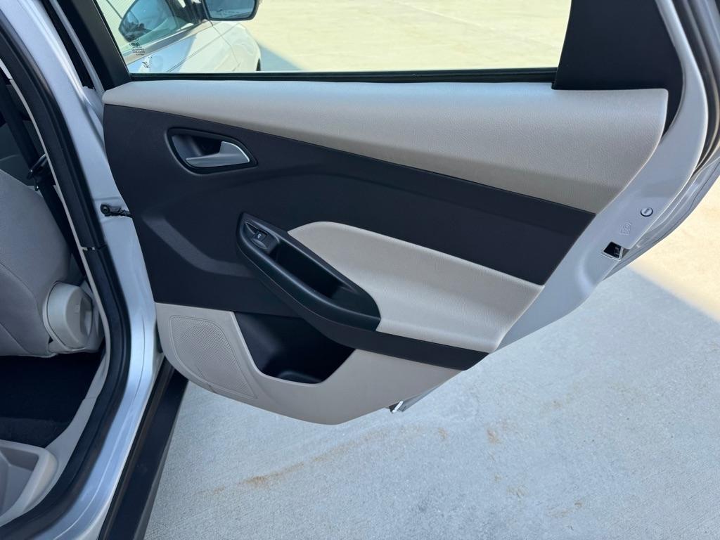 Ford Focus SE Hatch 2014