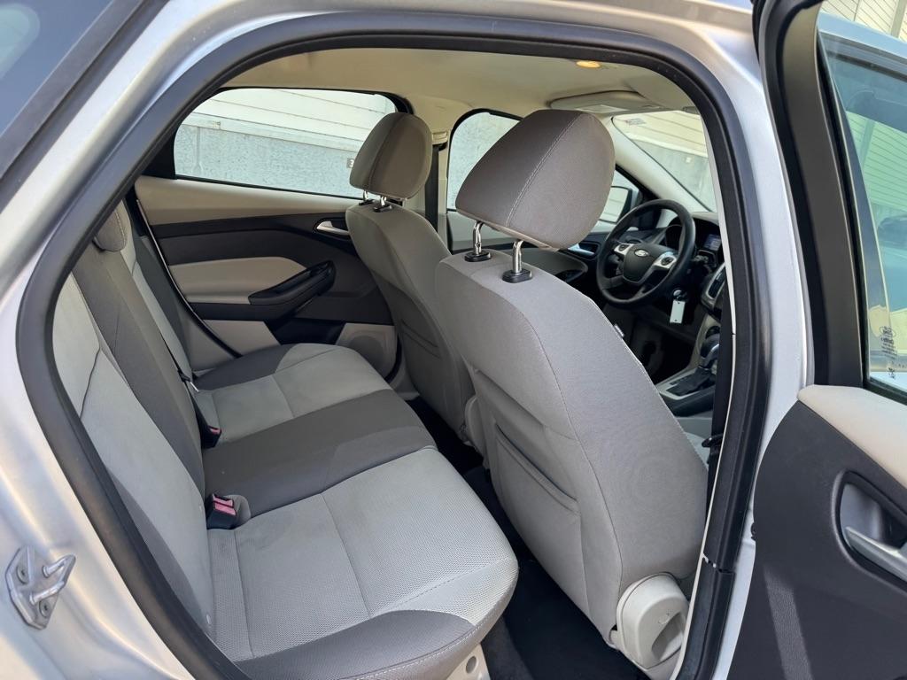 Ford Focus SE Hatch 2014