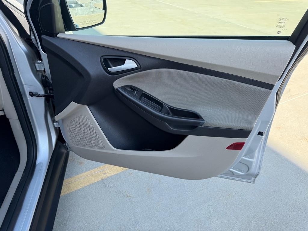 Ford Focus SE Hatch 2014