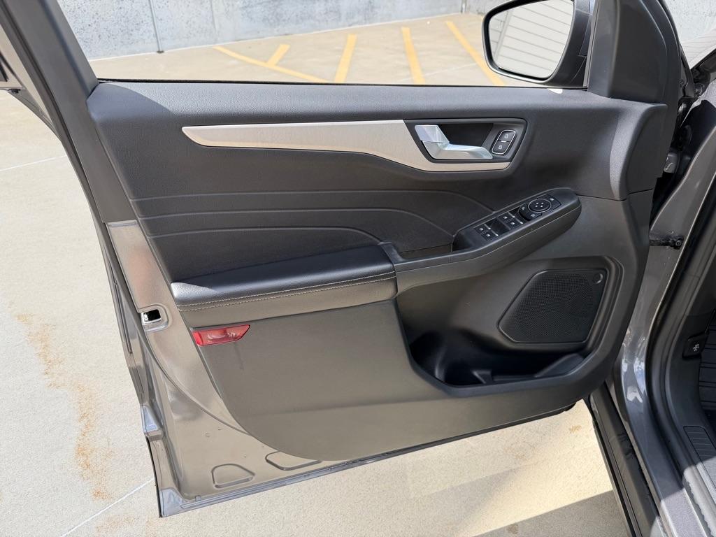 Ford Escape Hybrid SEL 2021