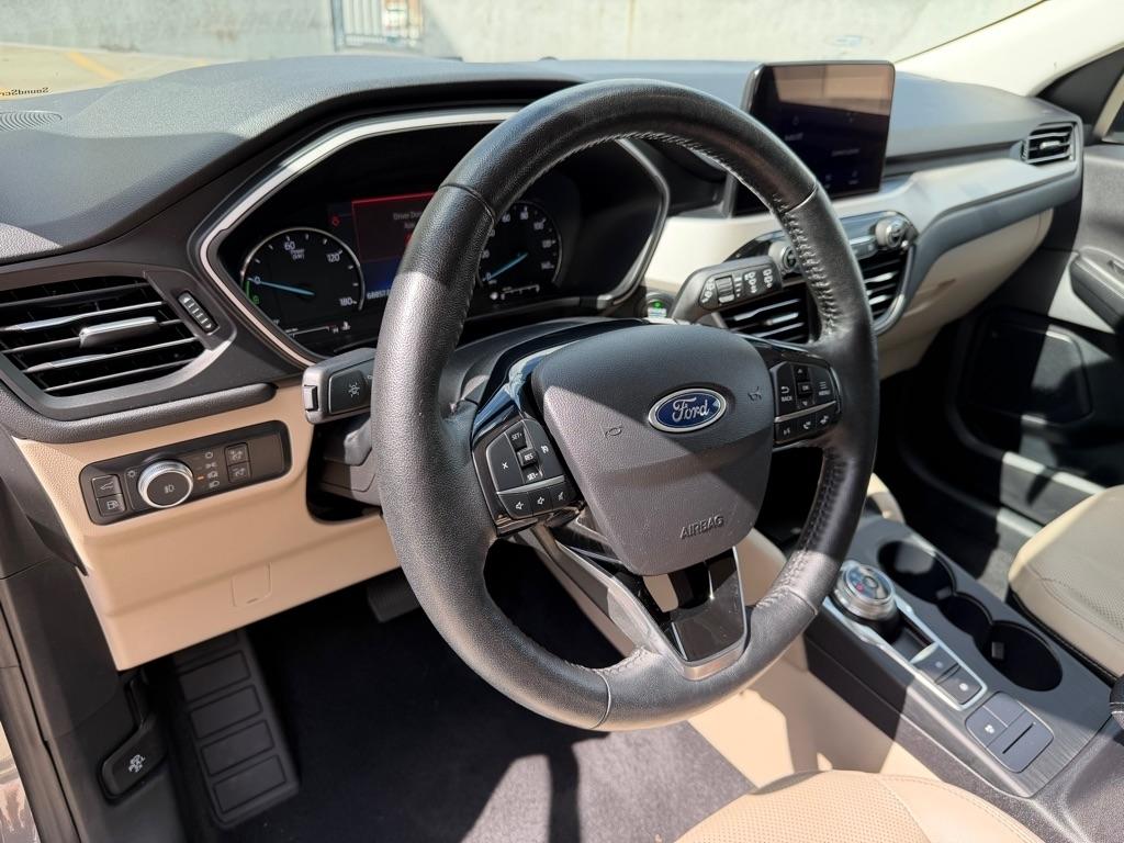 Ford Escape Hybrid SEL 2021