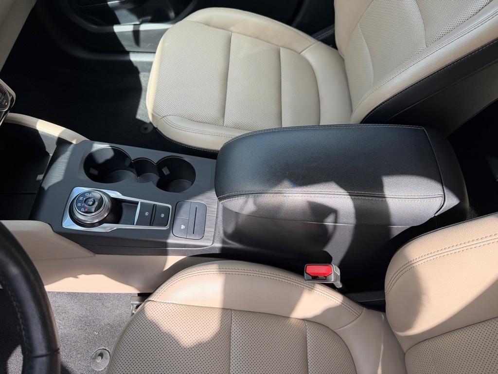 Ford Escape Hybrid SEL 2021