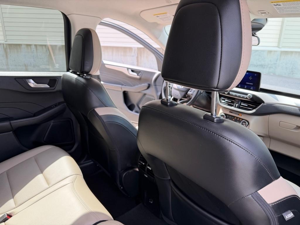 Ford Escape Hybrid SEL 2021