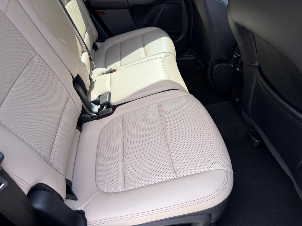 Ford Escape Hybrid SEL 2021