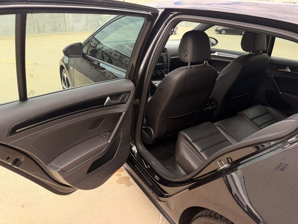 Volkswagen GTI  2015