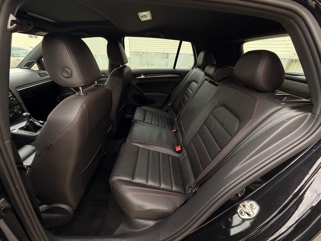 Volkswagen GTI  2015
