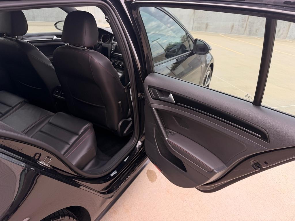 Volkswagen GTI  2015
