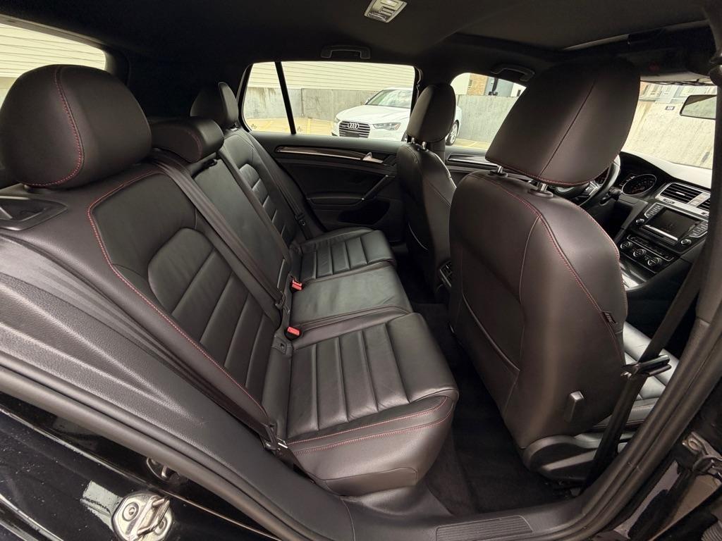 Volkswagen GTI  2015