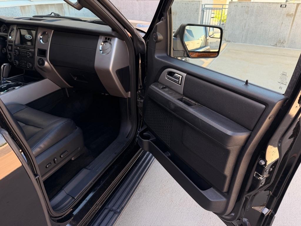 Ford Expedition EL Limited 4WD 2017