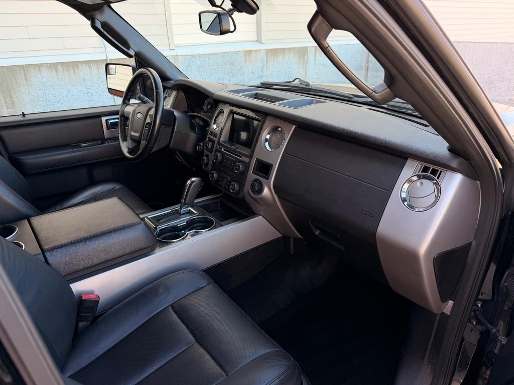 Ford Expedition EL Limited 4WD 2017