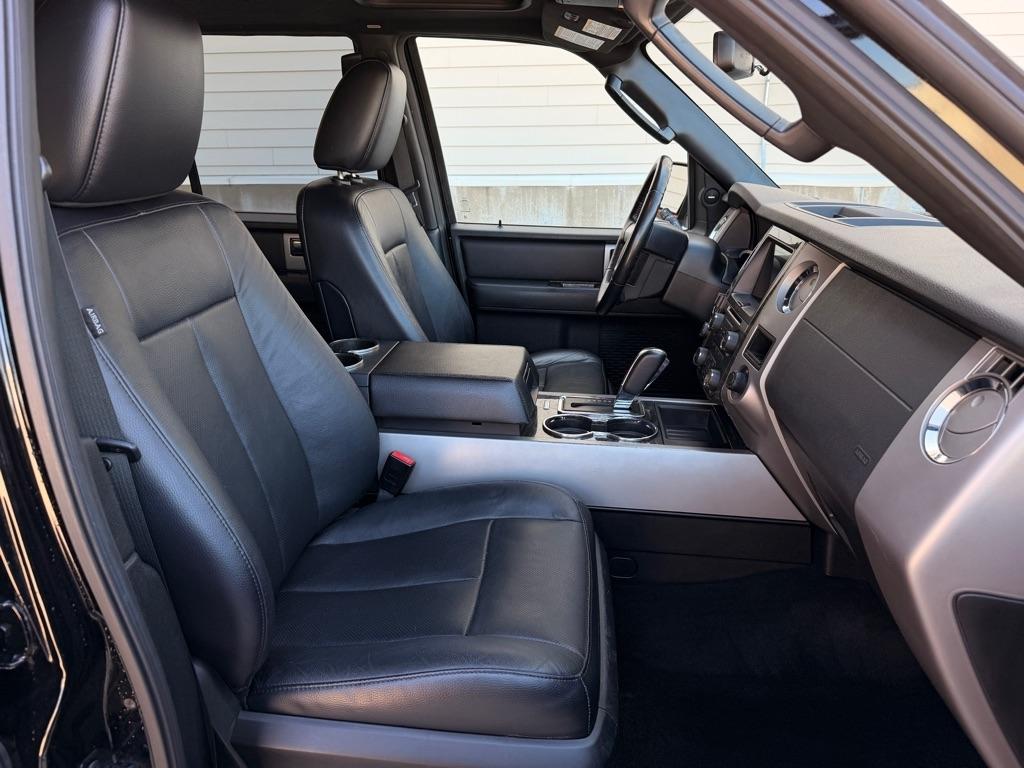 Ford Expedition EL Limited 4WD 2017