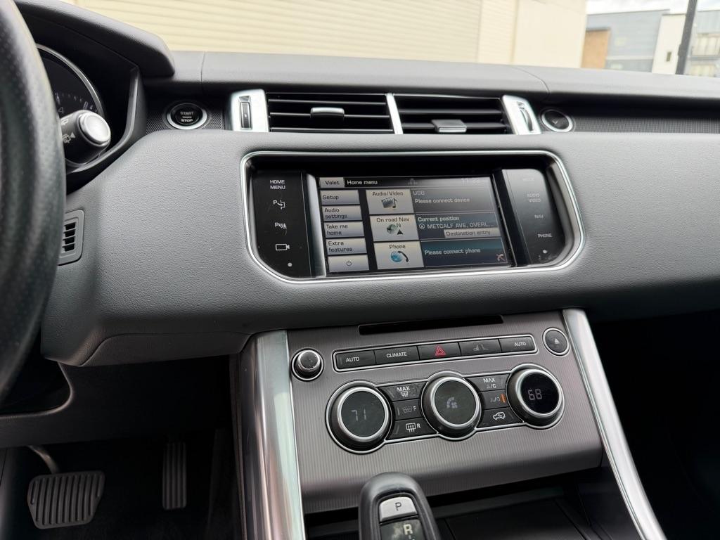 Land Rover Range Rover Sport 3.0L V6 Supercharged SE 2014