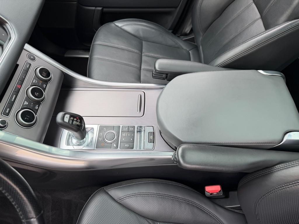 Land Rover Range Rover Sport 3.0L V6 Supercharged SE 2014