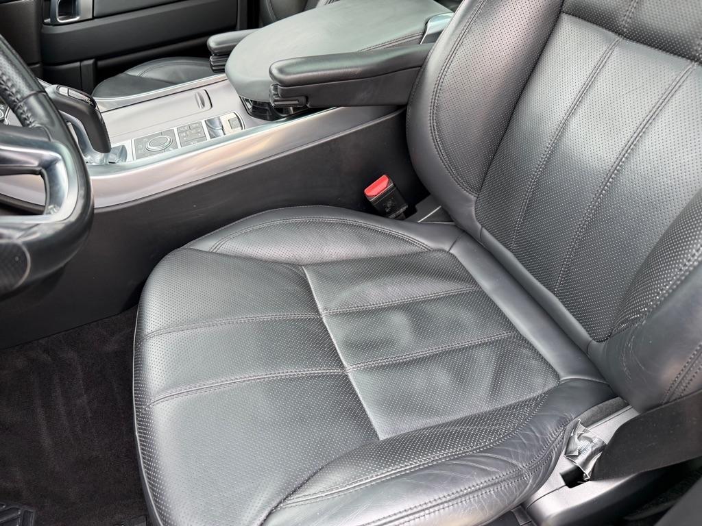Land Rover Range Rover Sport 3.0L V6 Supercharged SE 2014