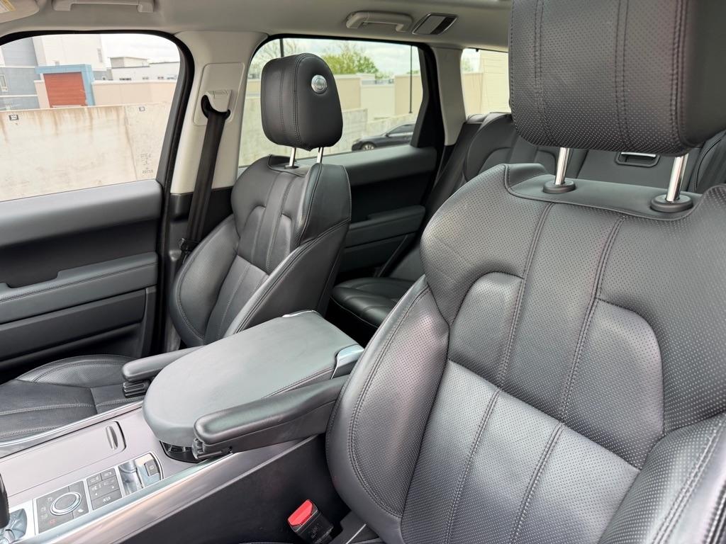 Land Rover Range Rover Sport 3.0L V6 Supercharged SE 2014