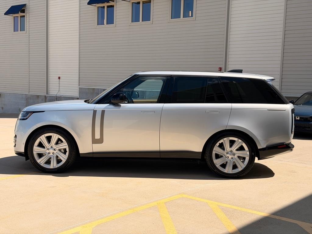 Land Rover New Range Rover SE 2023