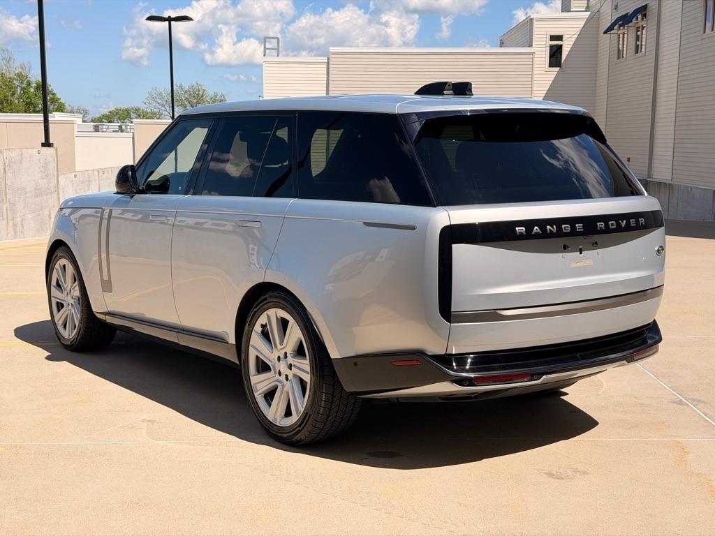 Land Rover New Range Rover SE 2023