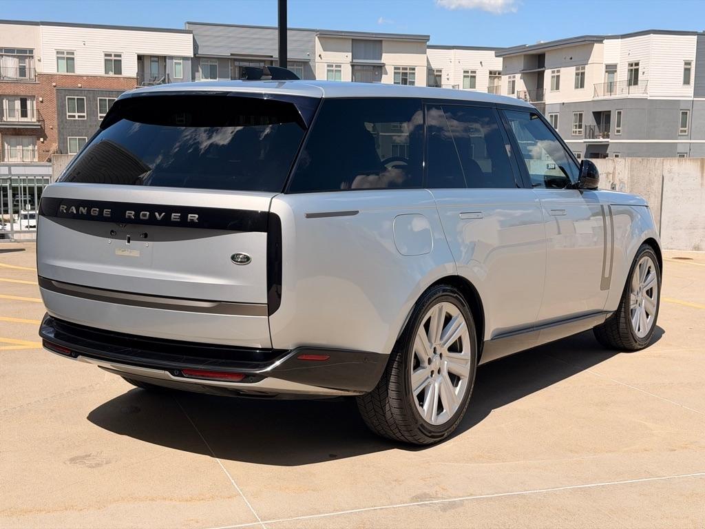 Land Rover New Range Rover SE 2023